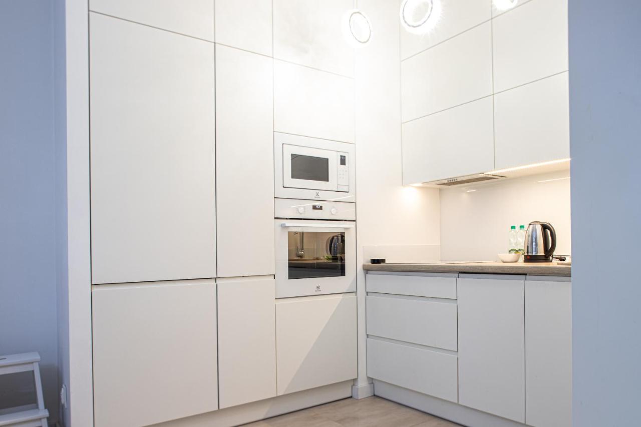 Wola Glamour Apartment Varşovia Exterior foto