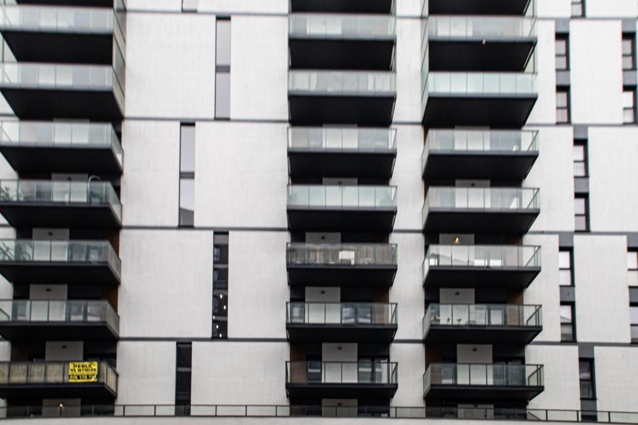 Wola Glamour Apartment Varşovia Exterior foto
